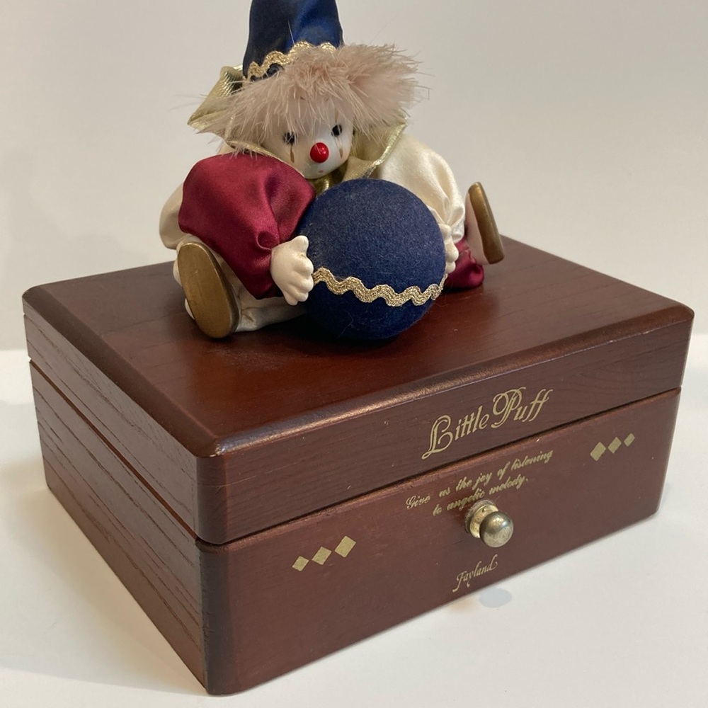 Vintage Japan Little Puff Motorized Musical Jewelry Box with Clown WORKS! - Picture 3 of 14